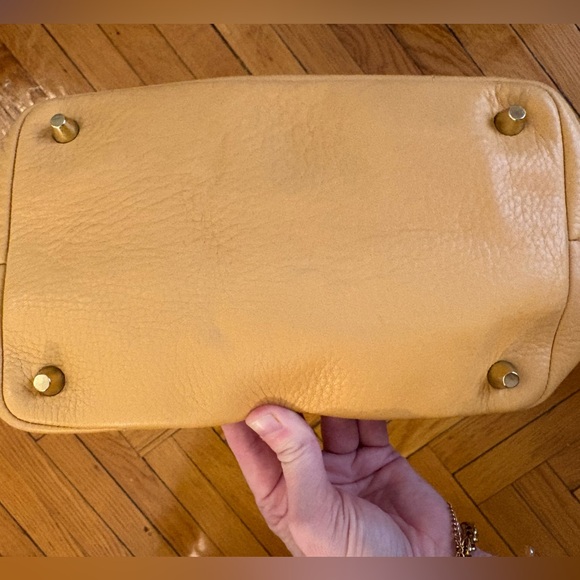 Vintage Coach Mustard Leather Tote No. G2P-9600 Like New - Picture 6 of 6